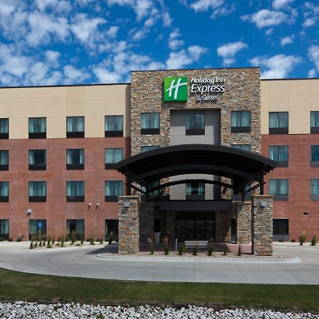 Holiday Inn Express & Suites Fort Dodge By Ihg מראה חיצוני תמונה