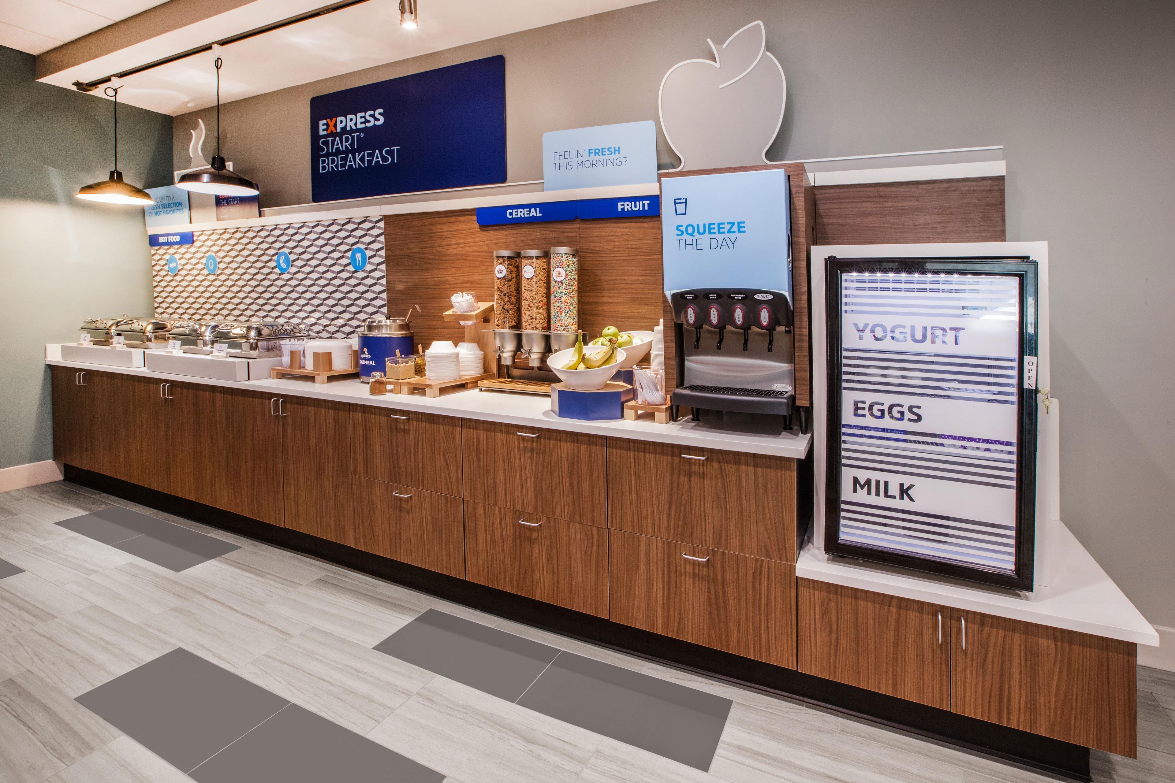 Holiday Inn Express & Suites Fort Dodge By Ihg מראה חיצוני תמונה