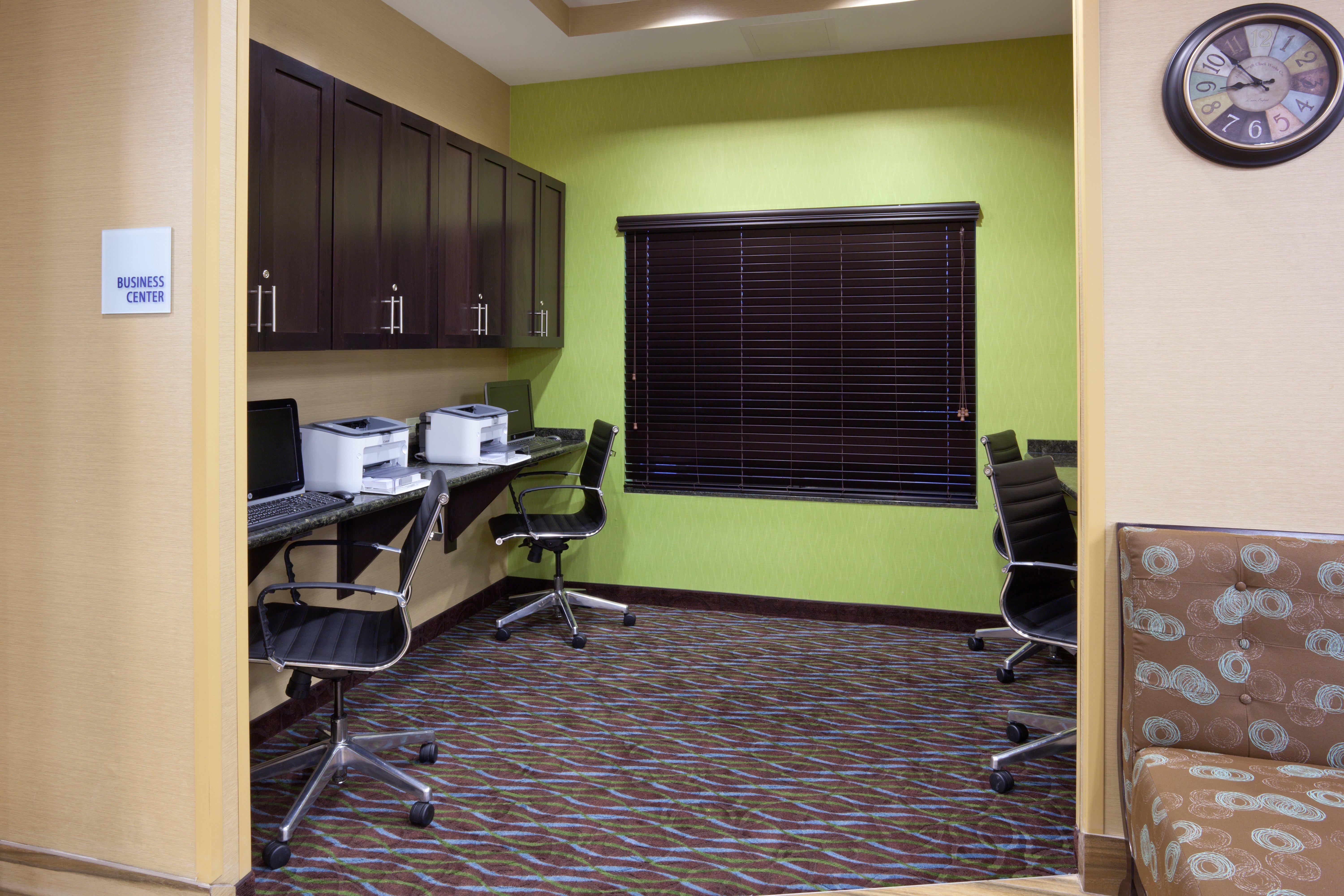 Holiday Inn Express & Suites Fort Dodge By Ihg מראה חיצוני תמונה