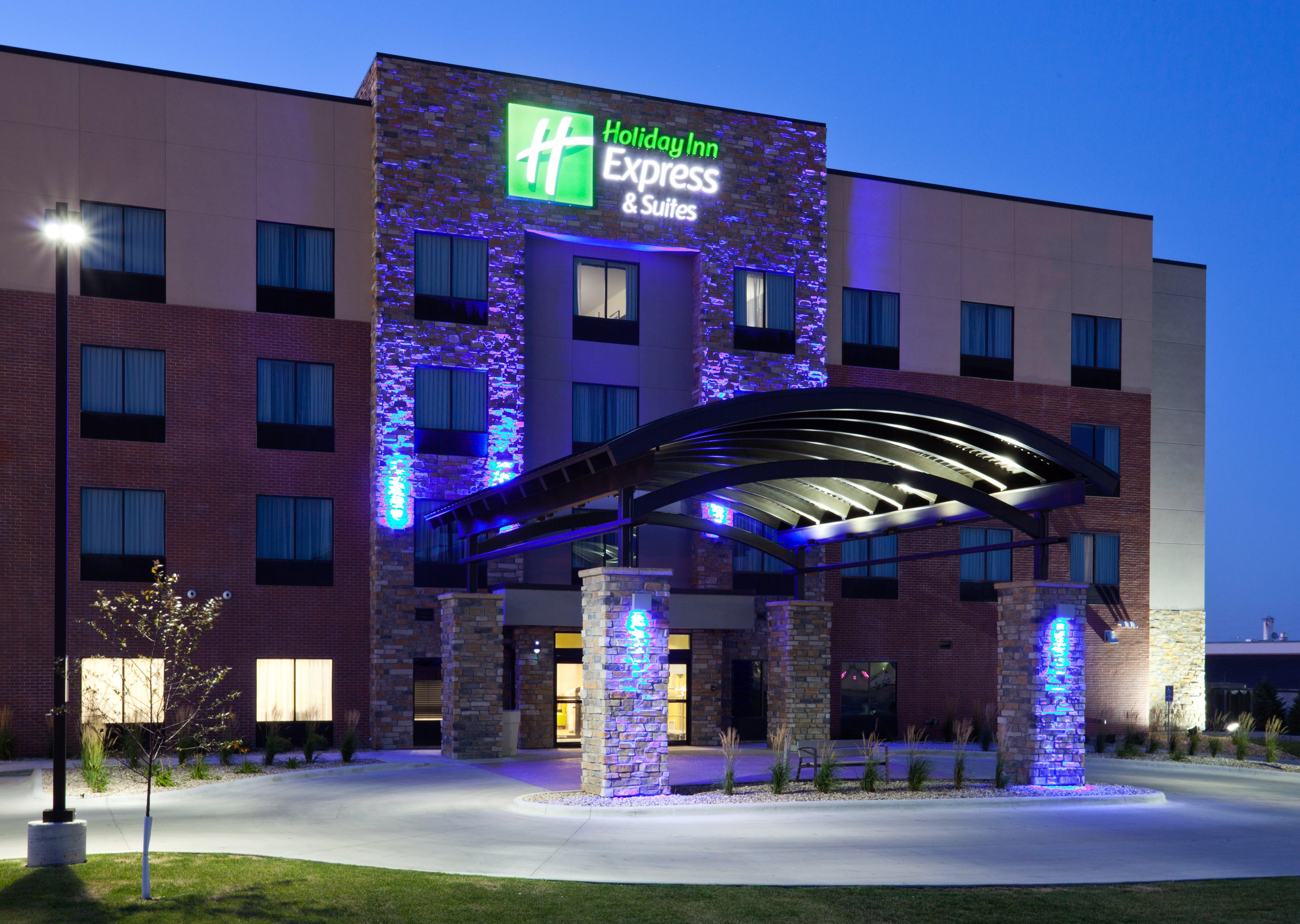 Holiday Inn Express & Suites Fort Dodge By Ihg מראה חיצוני תמונה